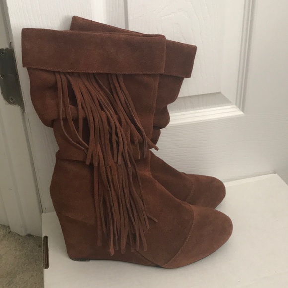Fringe boots - Picture 3 of 3